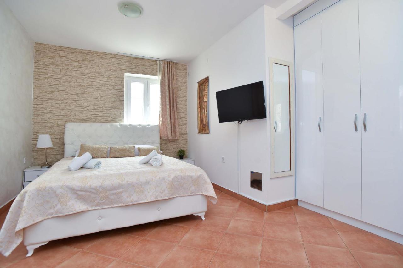 St. Nicola'S Apartments Μπούντβα Εξωτερικό φωτογραφία